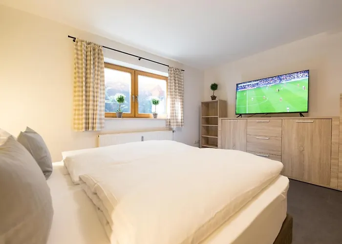 Mittendrin Гарміш-Партенкірхен